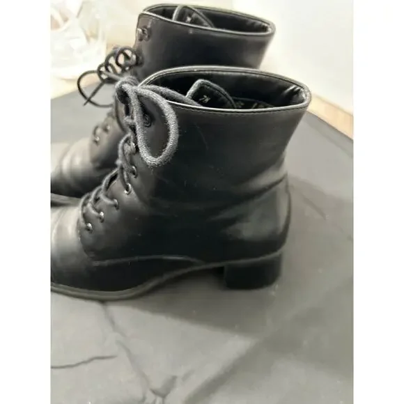 Caressa Lark Leather Boot Vintage black Block heel Size 7 - Picture 5 of 9